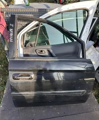 Chrysler Grand Voyager III Front door RDXXDRTFCCFT
