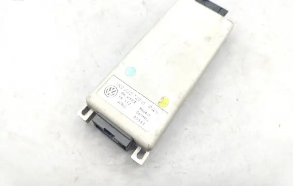 Volkswagen Touran I Phone control unit/module 1K0035729B 05551 40W03