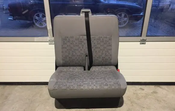Volkswagen Transporter - Caravelle T5 Second row seats 