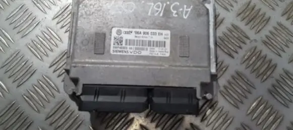 Audi A3 S3 8P Engine control unit/module 06a906033eh 5wp4032303