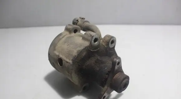 Renault Espace III Power steering pump 26069258