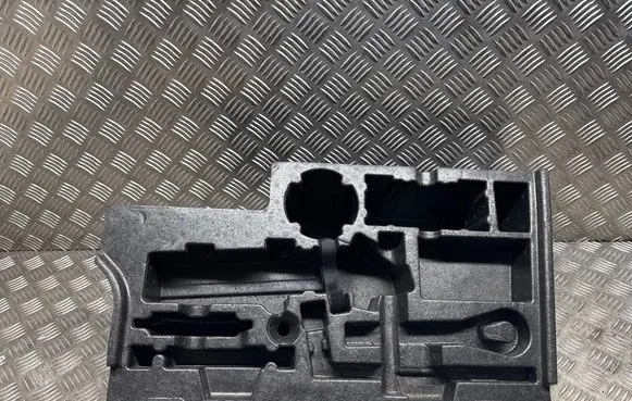 Mercedes-Benz E W212 Tool box A2128991014