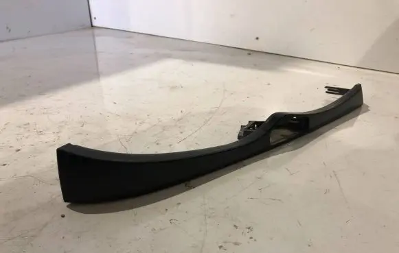 BMW 3 E46 Under headlight/headlamp trim 7030552