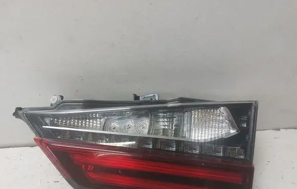 Lexus RX 450H Tailgate rear/tail lights 48182