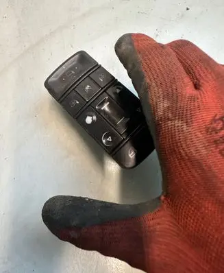 Opel Vectra C Electric window control switch 13224058