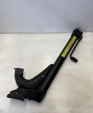 BMW 5 E34 Lift Jack 71122226742