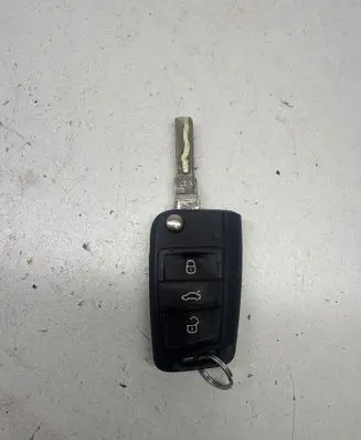 Volkswagen Golf VII Ignition key/card 5G0959752DD