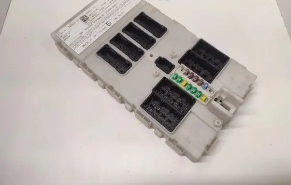 BMW i3 Gateway control module 9369640
