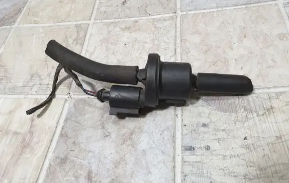 Volkswagen Fox Valve vacuum 0280142345 6Q0906517