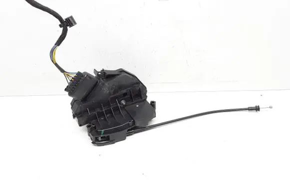 Volvo S60 Front door lock 31301738