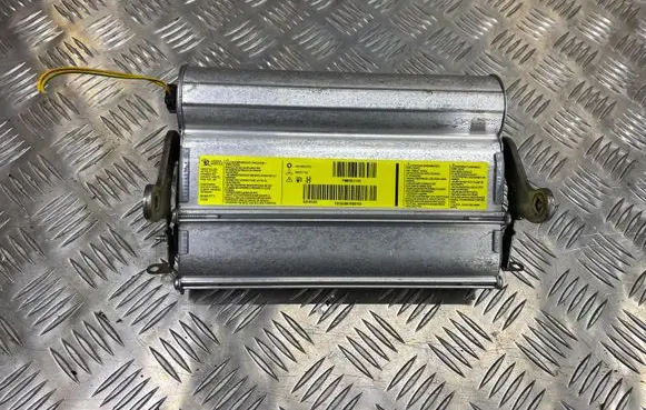 Mitsubishi Colt CZ3 Passenger airbag T8133081480194 MR951769