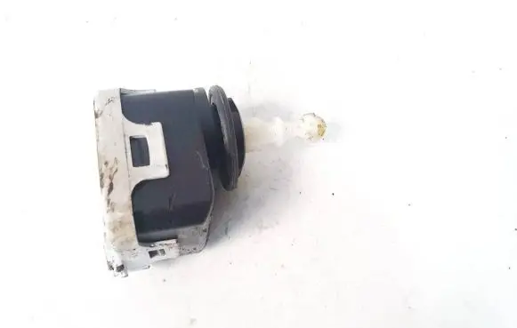 Skoda Fabia Mk1 (6Y) Headlight level adjustment motor 007878