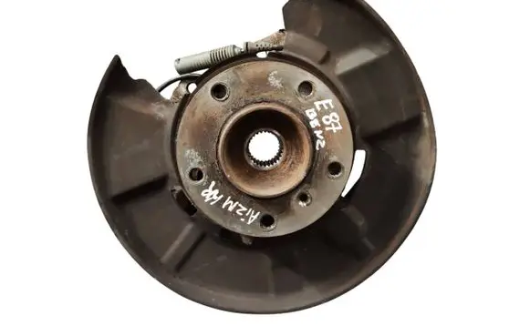 BMW 1 E81 E87 Rear wheel hub spindle/knuckle 6762857 6764367