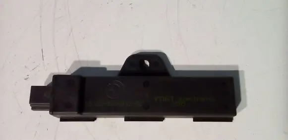 BMW 7 F01 F02 F03 F04 Aerial antenna amplifier 6520922083202