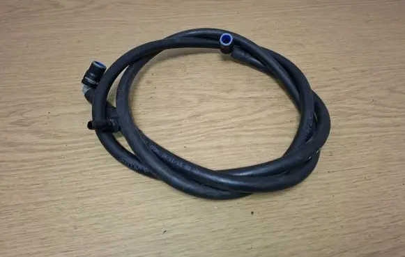 BMW 4 F32 F33 Headlight washer hose/pipe 7241690