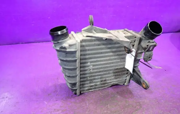 Volkswagen Polo Intercooler radiator 862397UH