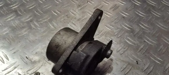 Volvo V70 Generator/alternator belt tensioner NENUSTTYTA