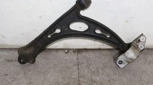 Volkswagen Eos Front lower control arm/wishbone 1K0407153G