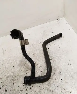Opel Insignia A Engine coolant pipe/hose 55566096