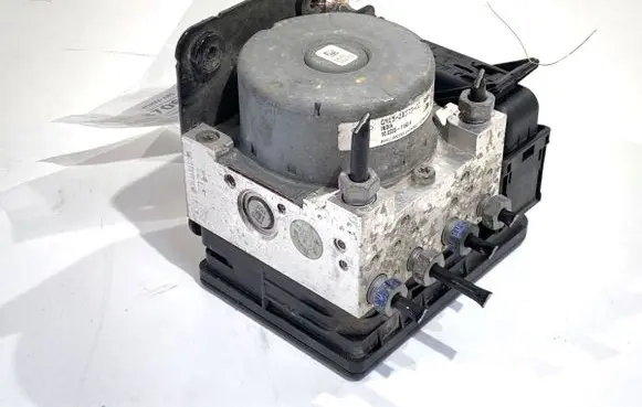 Ford Ecosport ABS Pump GN152B373CC