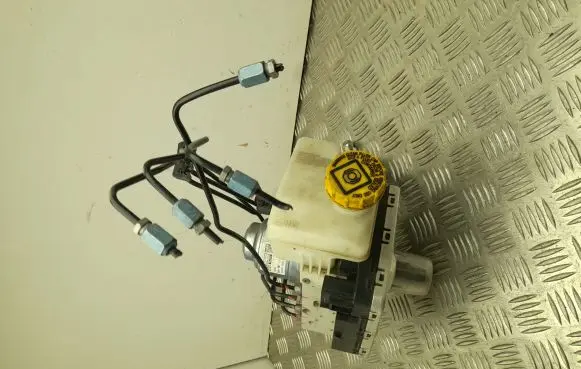 Alfa Romeo Stelvio Master brake cylinder 28554010603