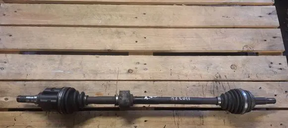 Toyota Corolla Verso E121 Front driveshaft