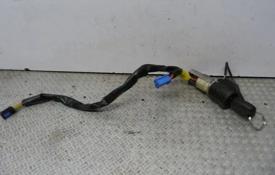 Peugeot 206 Ignition lock 9641551180