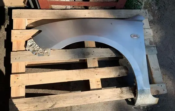 Hyundai Santa Fe Fender end trim 1511C