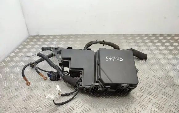 Renault Kadjar Fuse box set 284B69501R