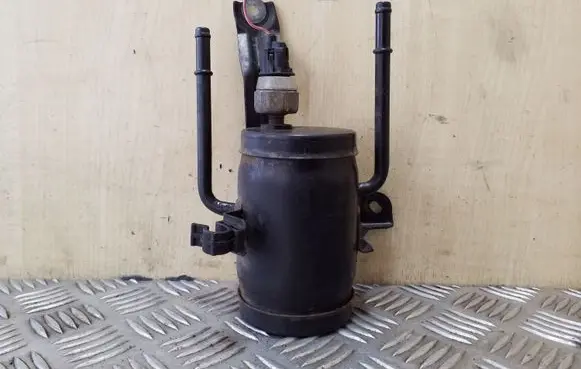 Toyota Avensis T220 Vacuum air tank 