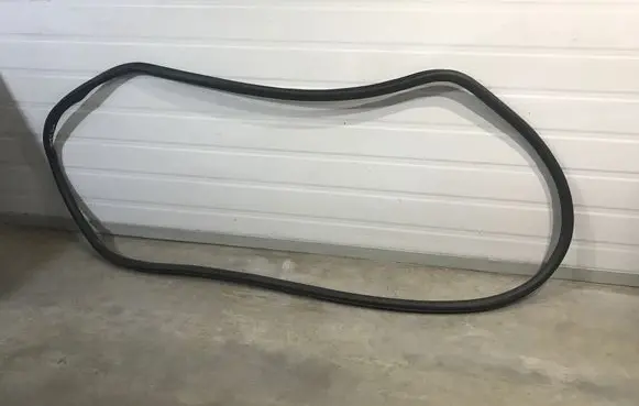 Chrysler Pacifica Front door rubber seal