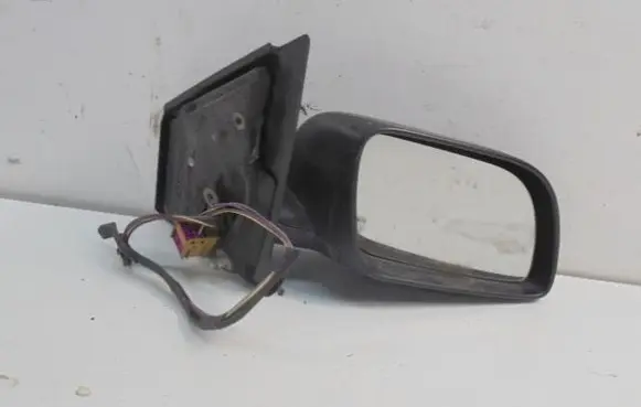 Volkswagen Polo Manual wing mirror 010695