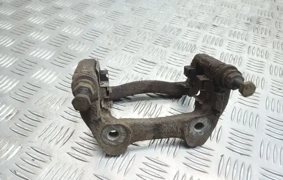 Land Rover Discovery 3 - LR3 Brake caliper pad carrier rear 