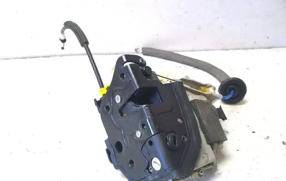 Audi A8 S8 D4 4H Rear door lock 8K0839016C