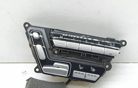 Mercedes-Benz S W221 Seat control switch A2218701851