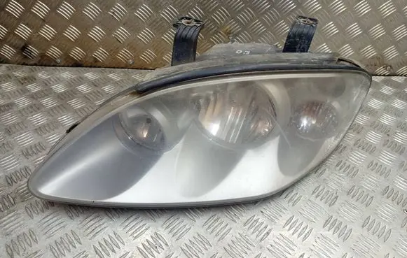 SsangYong Rodius Headlight/headlamp
