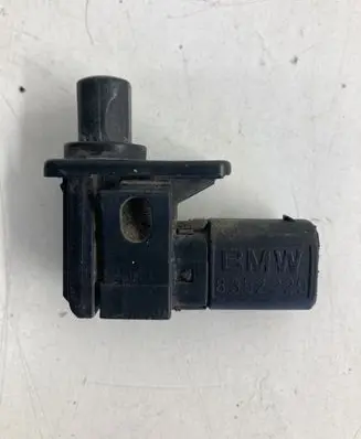 BMW 5 E60 E61 Bonnet alarm switch sensor 8352229