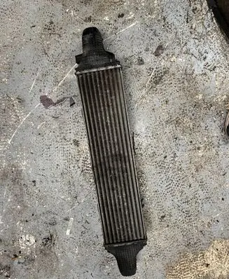 Mercedes-Benz E W212 Intercooler radiator A2045000200 6770176