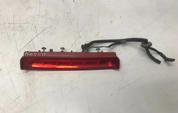Opel Mokka Third/center stoplight 95151129