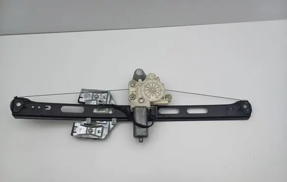 Mercedes-Benz A W168 Front door window regulator with motor A1688203742 0130822016