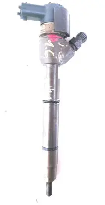 Hyundai i30 Fuel injector 338002A900