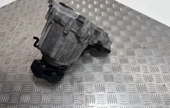 BMW 4 F36 Gran coupe Gearbox transfer box case 8643150