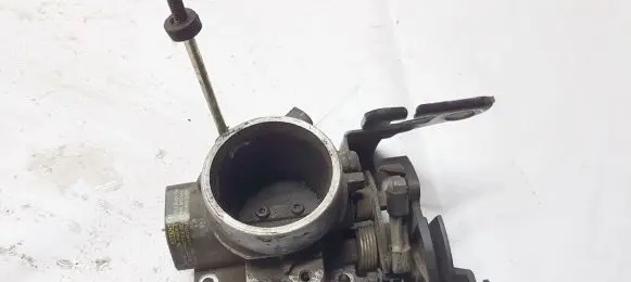 Ford Mondeo MK I Throttle valve 93bb9677ee 93bb-9677-ee
