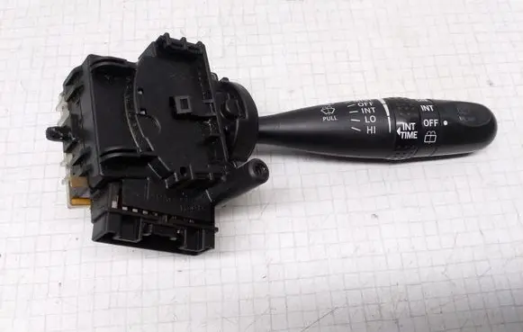 Toyota Corolla E120 E130 Wiper control stalk 173647