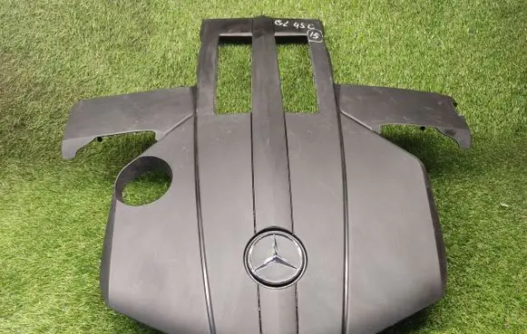 Mercedes-Benz GL X166 Engine cover (trim) A2760108904
