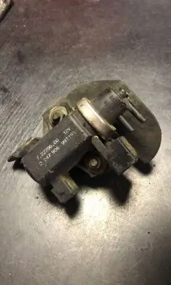 BMW 5 E60 E61 Turbo solenoid valve 72279600