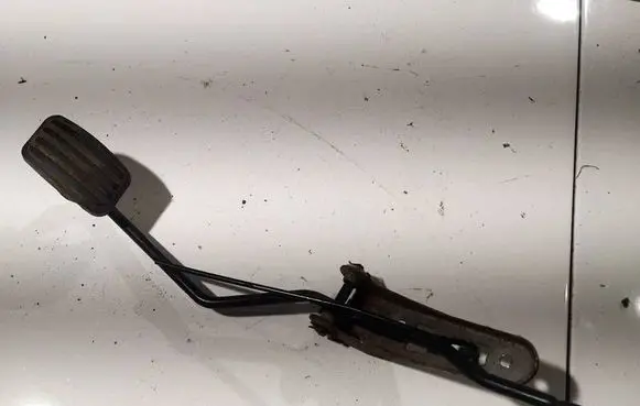Peugeot 406 Accelerator throttle pedal