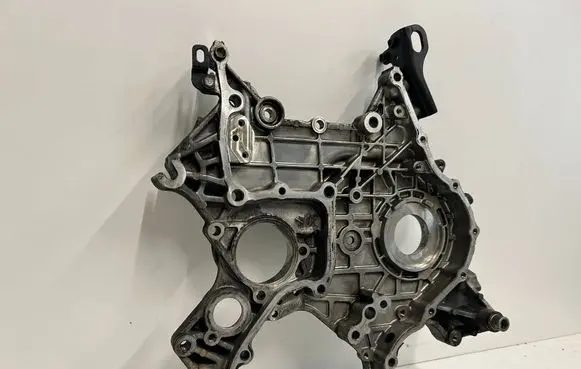 Hyundai ix35 Timing chain cover 213112A302