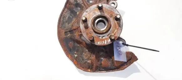 Toyota Avensis T250 Front wheel hub