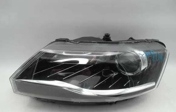 Skoda Rapid (NH) Headlight/headlamp 5JB941015C 90128582